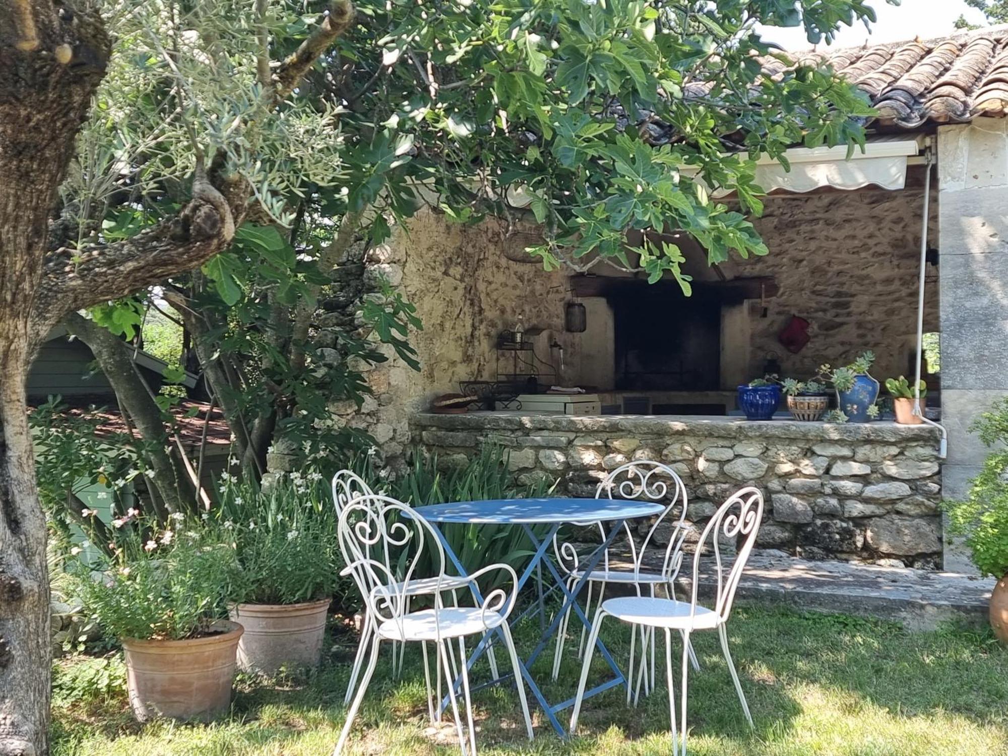 Le Pigeonnier, Gite Des Lucioles En Provence Montségur-sur-Lauzon Екстериор снимка